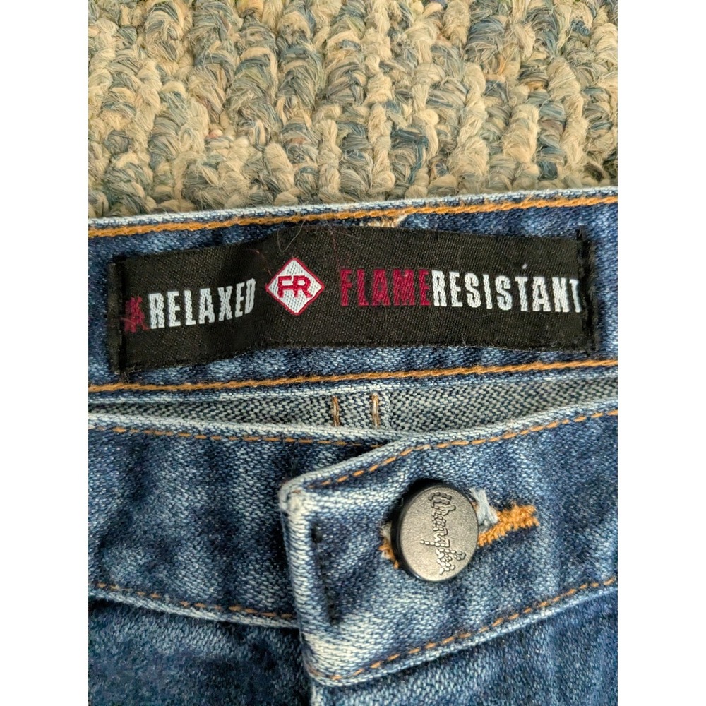 Wrangler FR Flame Resistant Relaxed Fit Jeans Blue Denim 34x30 FR31MWZ HRC2 - Picture 3 of 8